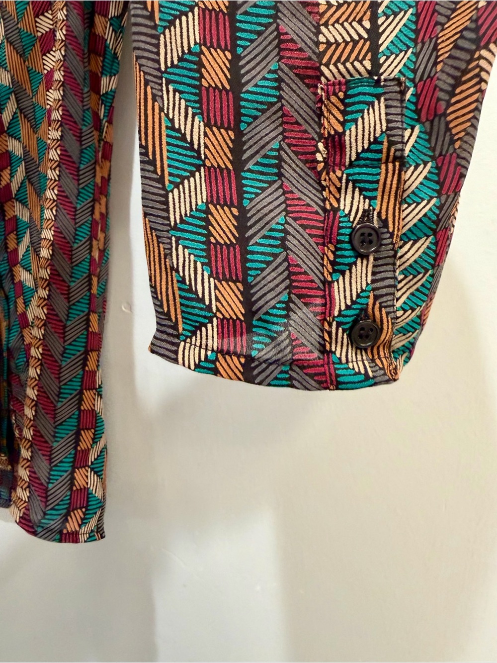 Vintage 80s Regina Porter Geometric Chevron Mock Neck Blouse Hidden Placket Sz 4 - Picture 7 of 16